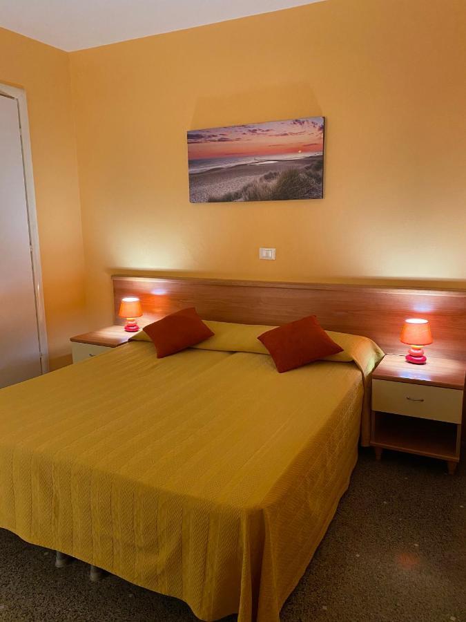 Hotel Ines Варацце Экстерьер фото